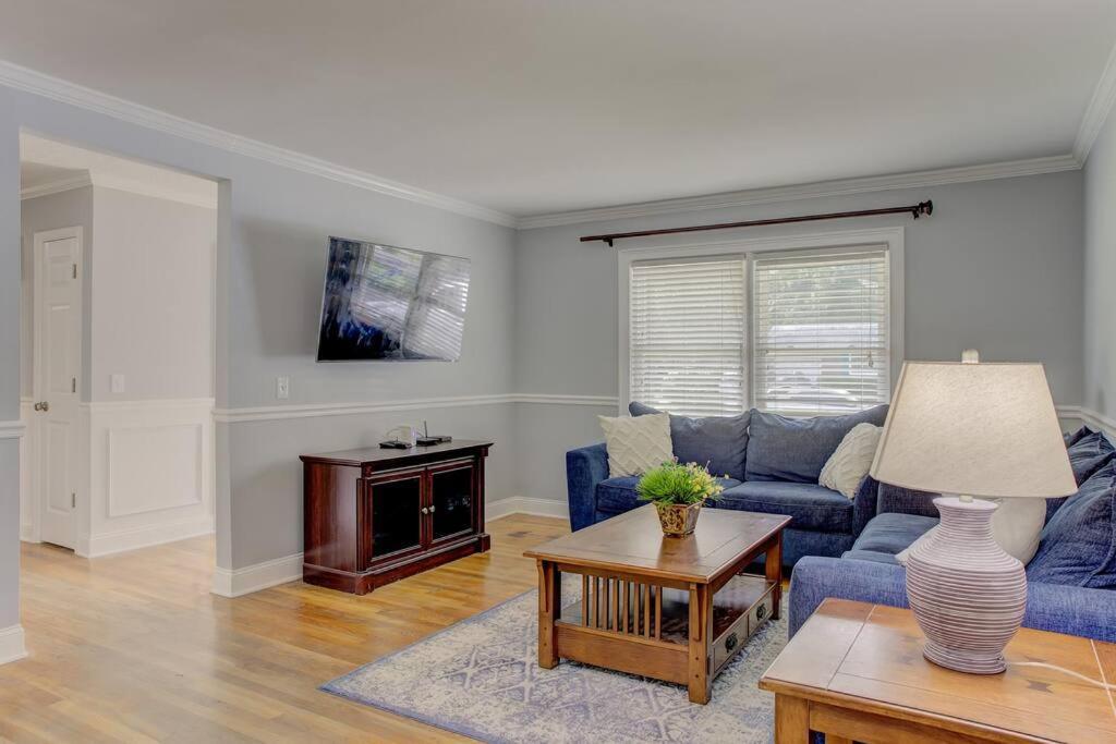 Charming Home Near Folly & Downtown Charleston Extérieur photo