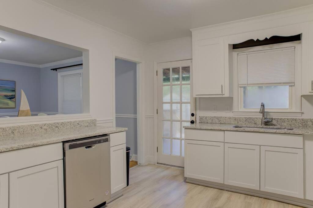 Charming Home Near Folly & Downtown Charleston Extérieur photo