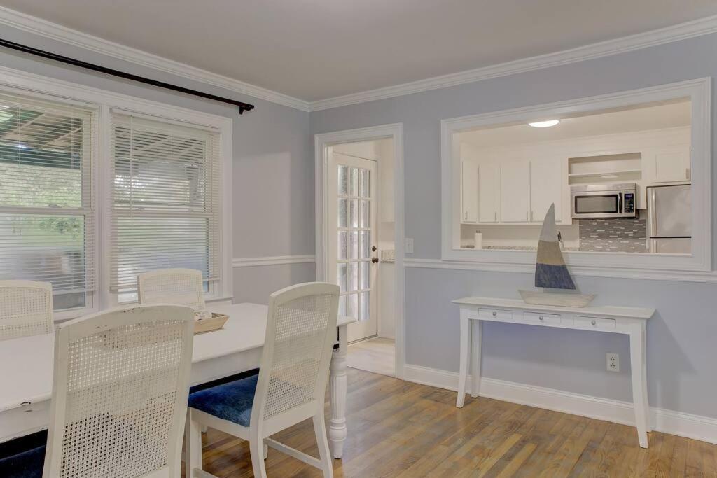 Charming Home Near Folly & Downtown Charleston Extérieur photo