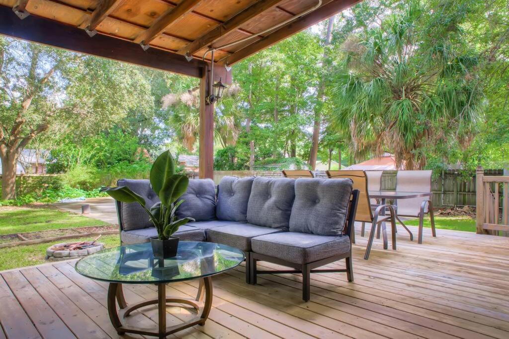 Charming Home Near Folly & Downtown Charleston Extérieur photo