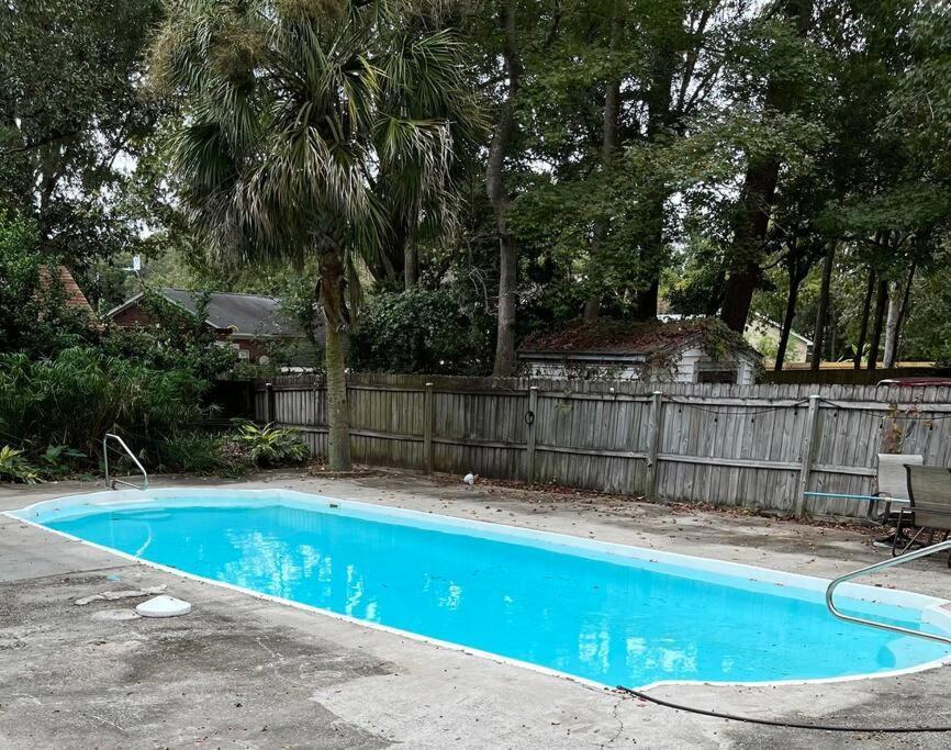 Charming Home Near Folly & Downtown Charleston Extérieur photo